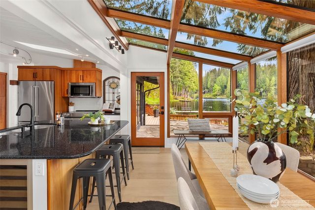 3235 E Ames Lake Drive NE, Redmond, WA 98053