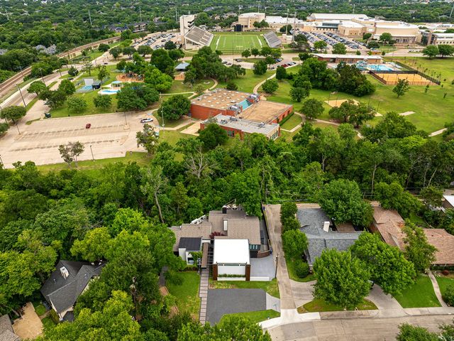 9863 Elmcrest Drive, Dallas, TX 75238