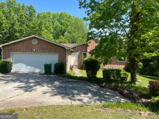 1937 Young Road, Lithonia, GA 30058