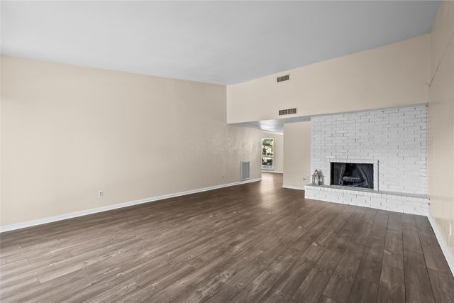 3505 S Columbine Lane, Grand Prairie, TX 75052