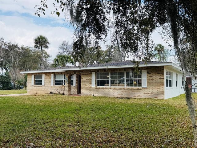1927 PINE TREE DRIVE, Edgewater, FL 32141