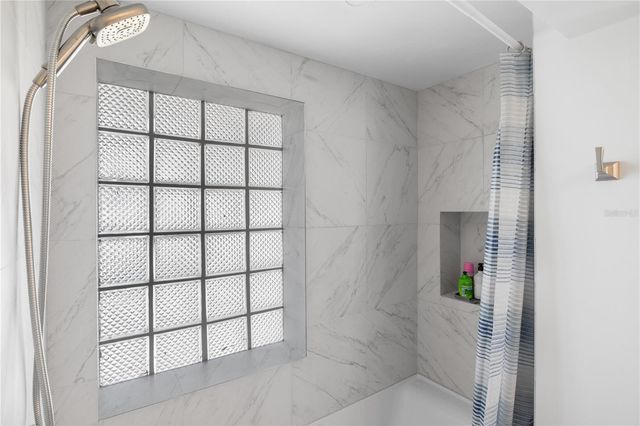 1927 PINE TREE DRIVE, Edgewater, FL 32141