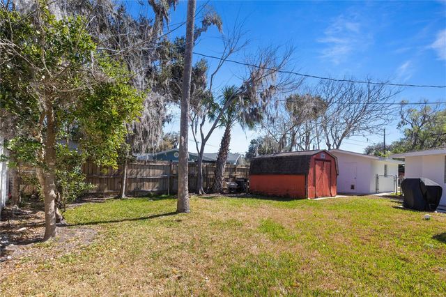 1927 PINE TREE DRIVE, Edgewater, FL 32141