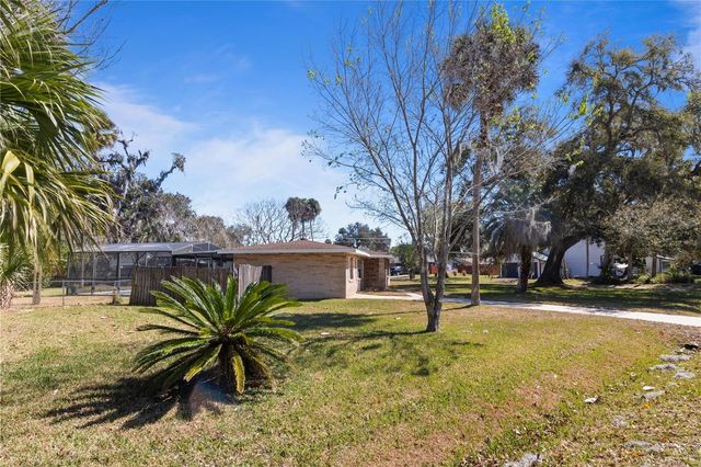 1927 PINE TREE DRIVE, Edgewater, FL 32141