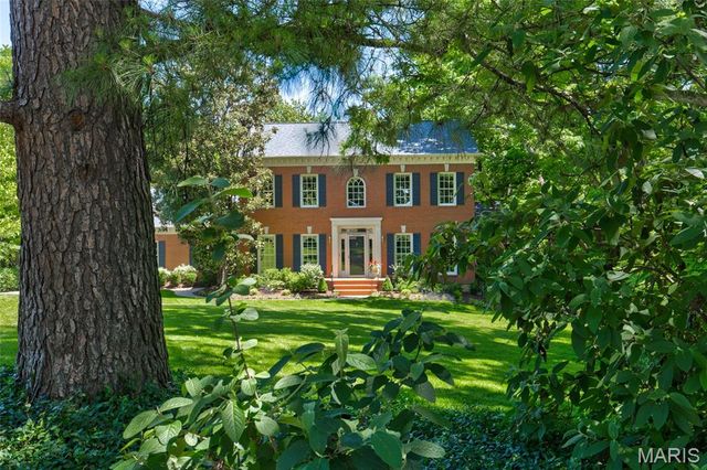 452 Meyer Avenue, Kirkwood, MO 63122