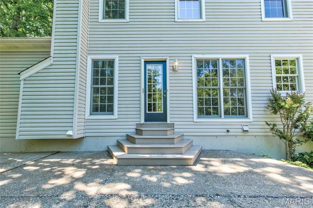 452 Meyer Avenue, Kirkwood, MO 63122