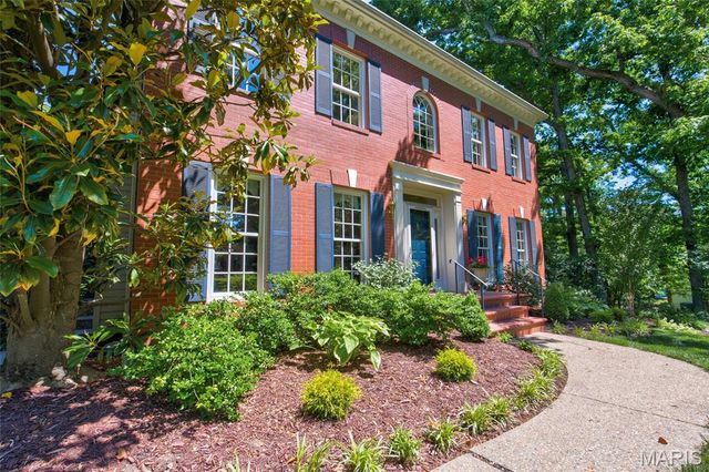 452 Meyer Avenue, Kirkwood, MO 63122