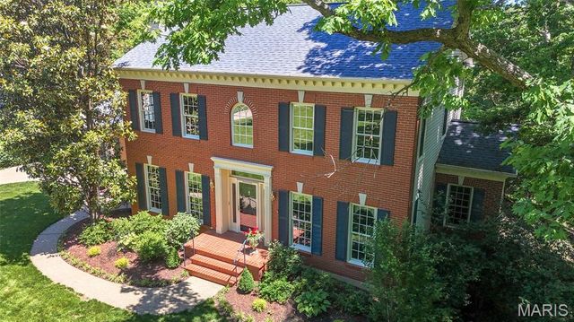 452 Meyer Avenue, Kirkwood, MO 63122