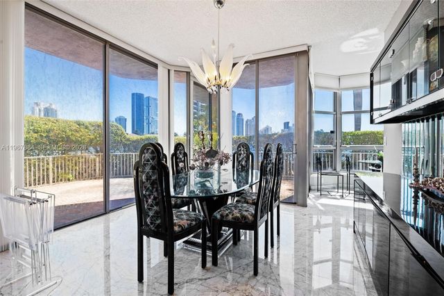 19101 NE 36th Ct 112, Aventura, FL 33180