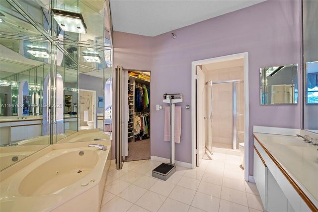 19101 NE 36th Ct 112, Aventura, FL 33180