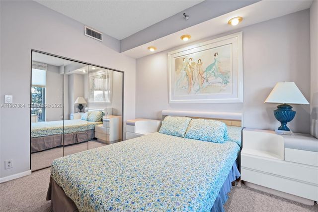 19101 NE 36th Ct 112, Aventura, FL 33180