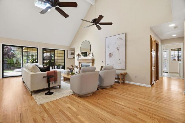 20523 Manor Drive, Saratoga, CA 95070