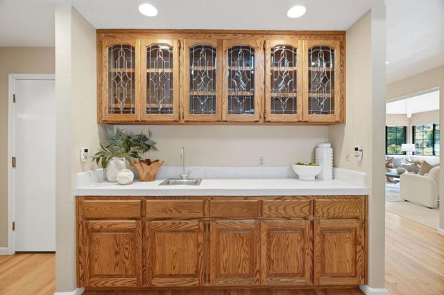 20523 Manor Drive, Saratoga, CA 95070