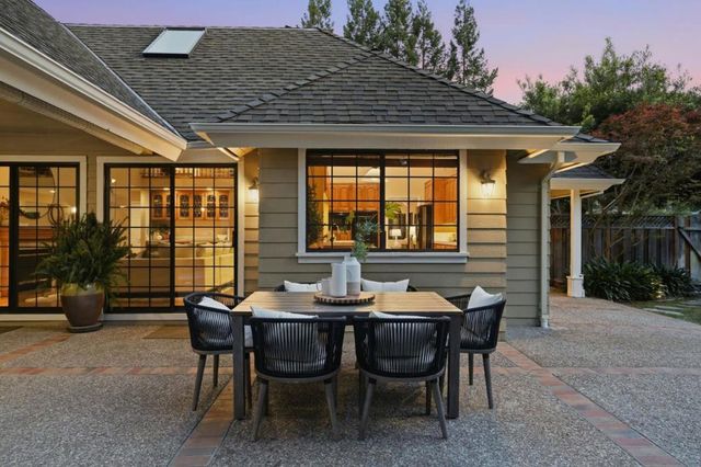 20523 Manor Drive, Saratoga, CA 95070
