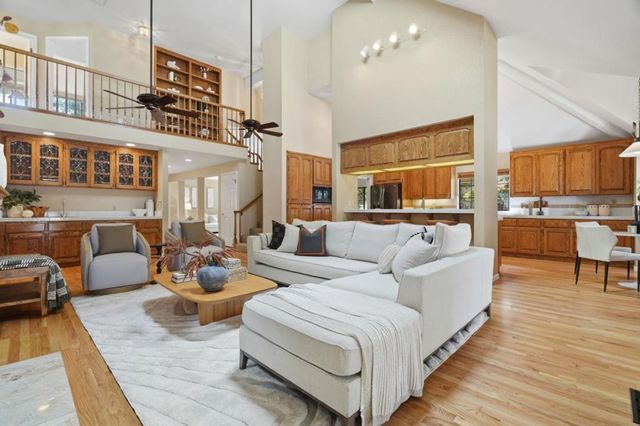 20523 Manor Drive, Saratoga, CA 95070