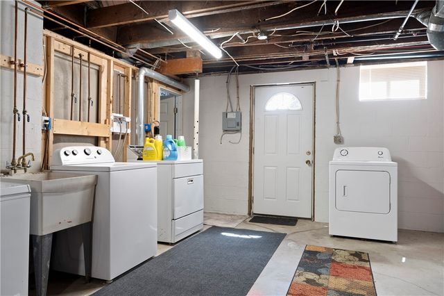 2724 Gould Drive, South Park, PA 15129