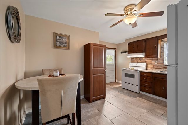 2724 Gould Drive, South Park, PA 15129