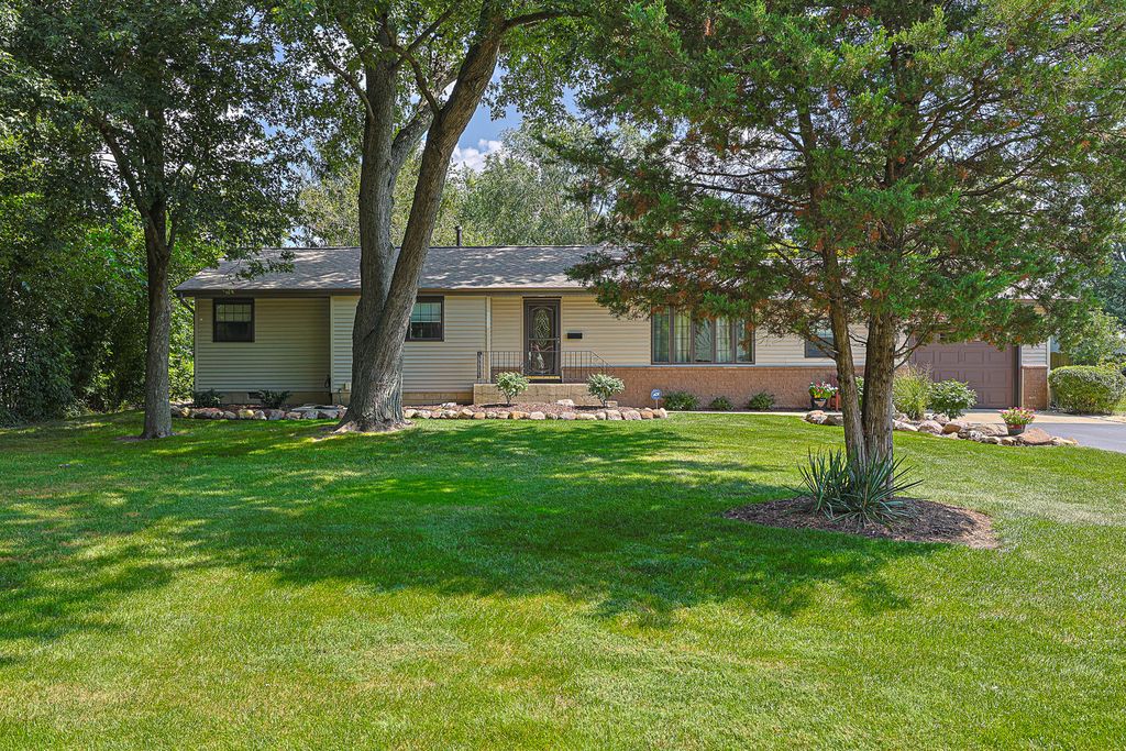824 Ogden Road, New Lenox, IL 60451 — photo 3