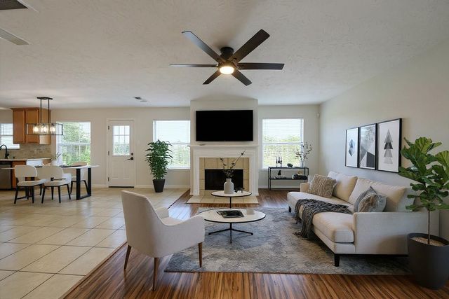 18902 Sun Pass Drive, Tomball, TX 77377