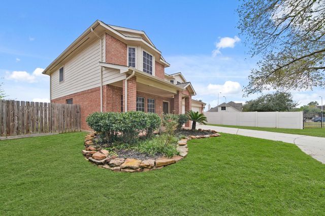 18902 Sun Pass Drive, Tomball, TX 77377