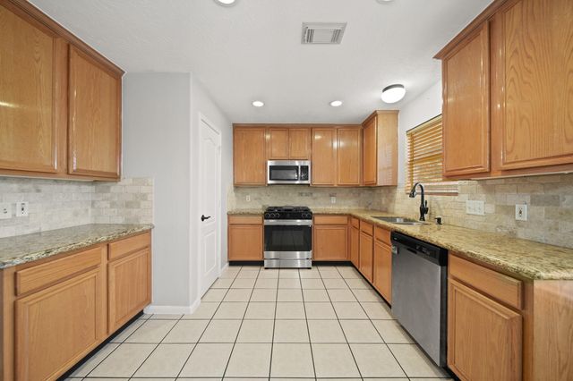 18902 Sun Pass Drive, Tomball, TX 77377