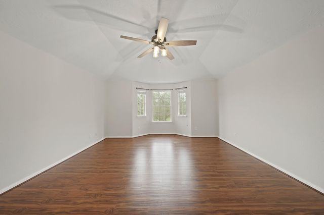 18902 Sun Pass Drive, Tomball, TX 77377