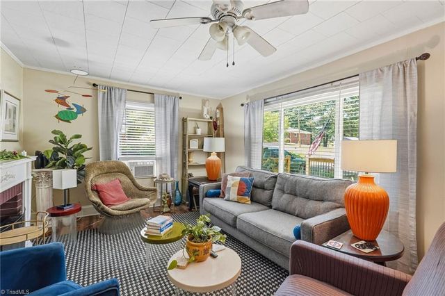 109 Mayfair Road, Lexington, NC 27292