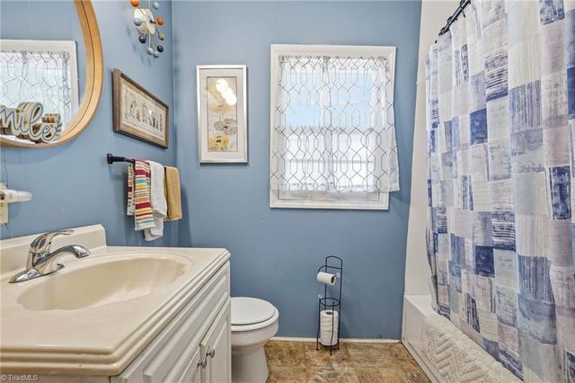 109 Mayfair Road, Lexington, NC 27292