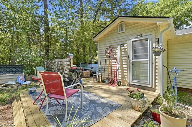 109 Mayfair Road, Lexington, NC 27292