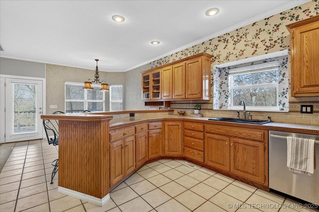 1417 Mission Court, Bartlesville, OK 74006