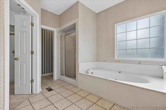 1417 Mission Court, Bartlesville, OK 74006