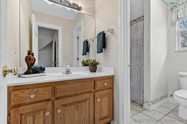 1417 Mission Court, Bartlesville, OK 74006