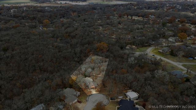 1417 Mission Court, Bartlesville, OK 74006