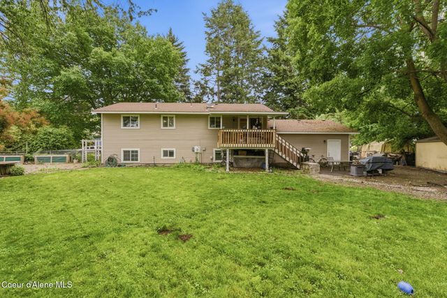 2025 W Saint Emilion DR, Hayden, ID 83835