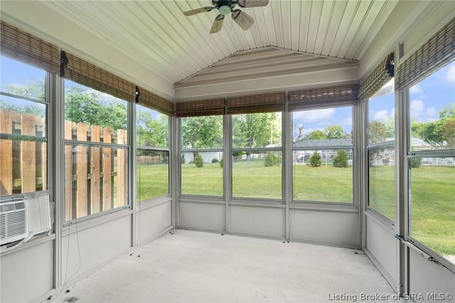 1912 Angel Run, Sellersburg, IN 47172