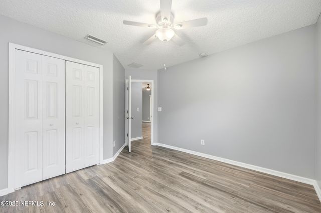 695 SID Drive, Jacksonville, FL 32218