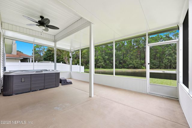 695 SID Drive, Jacksonville, FL 32218