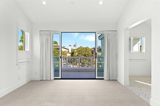 709 Marigold Ave, Corona Del Mar, CA 92625