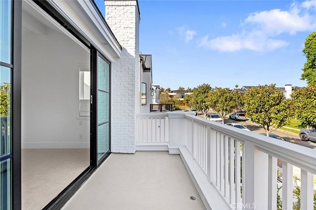 709 Marigold Ave, Corona Del Mar, CA 92625
