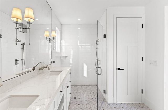 709 Marigold Ave, Corona Del Mar, CA 92625