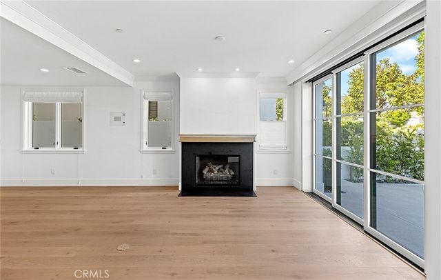 709 Marigold Ave, Corona Del Mar, CA 92625