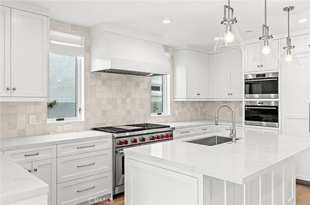 709 Marigold Ave, Corona Del Mar, CA 92625