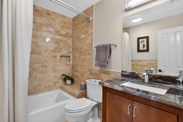 218 N Broadway Road, Azle, TX 76020