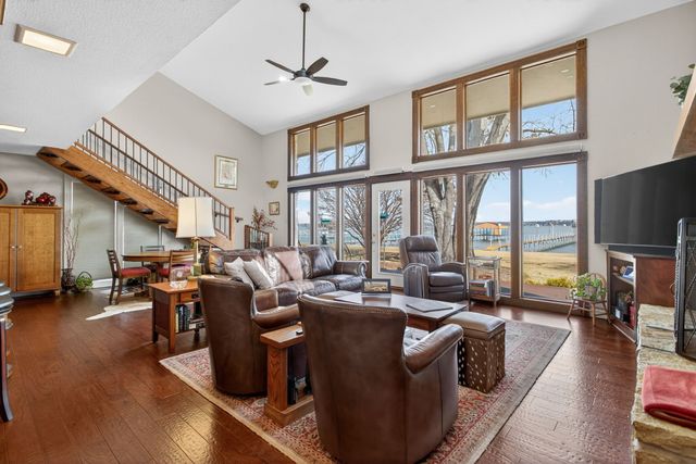 218 N Broadway Road, Azle, TX 76020