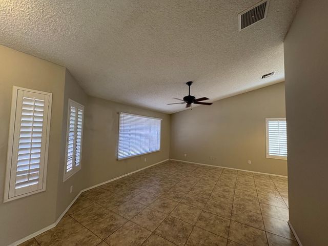 6526 N 69th Drive, Glendale, AZ 85303