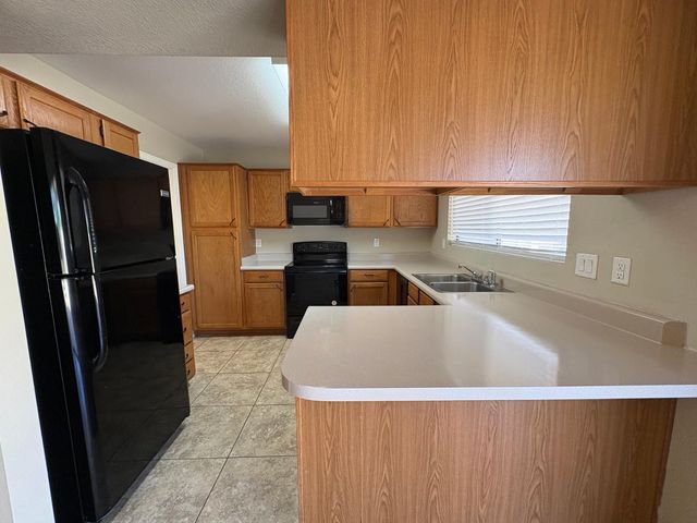 6526 N 69th Drive, Glendale, AZ 85303