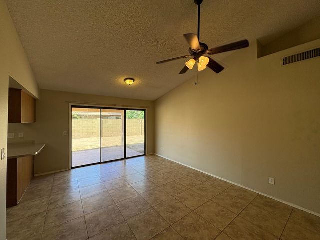 6526 N 69th Drive, Glendale, AZ 85303