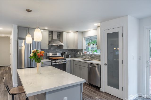 11642 SE 323rd Place, Auburn, WA 98092