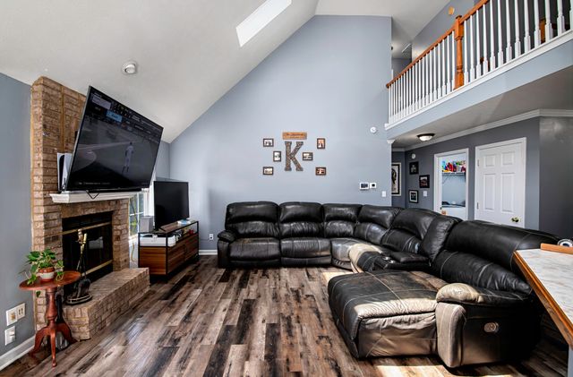 212 Woodfield Way, Nicholasville, KY 40356