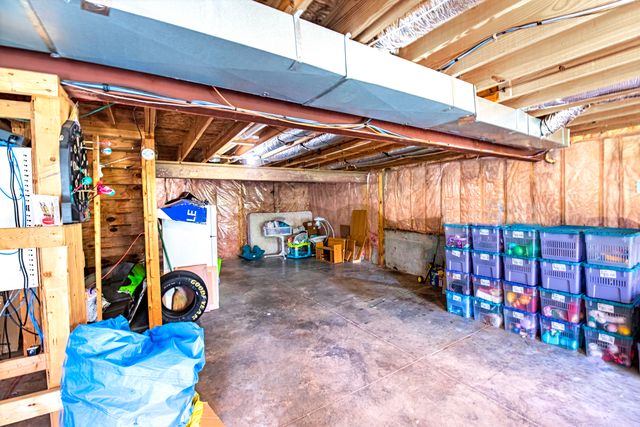 212 Woodfield Way, Nicholasville, KY 40356